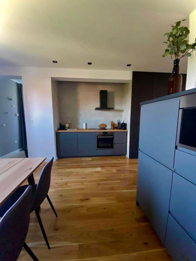 Apartman Zara Komarno Bagian luar foto