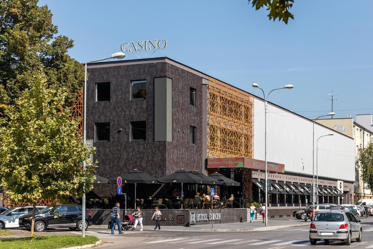 Apartman Zara Komarno Bagian luar foto